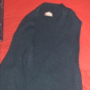 Sleeveless cardigan